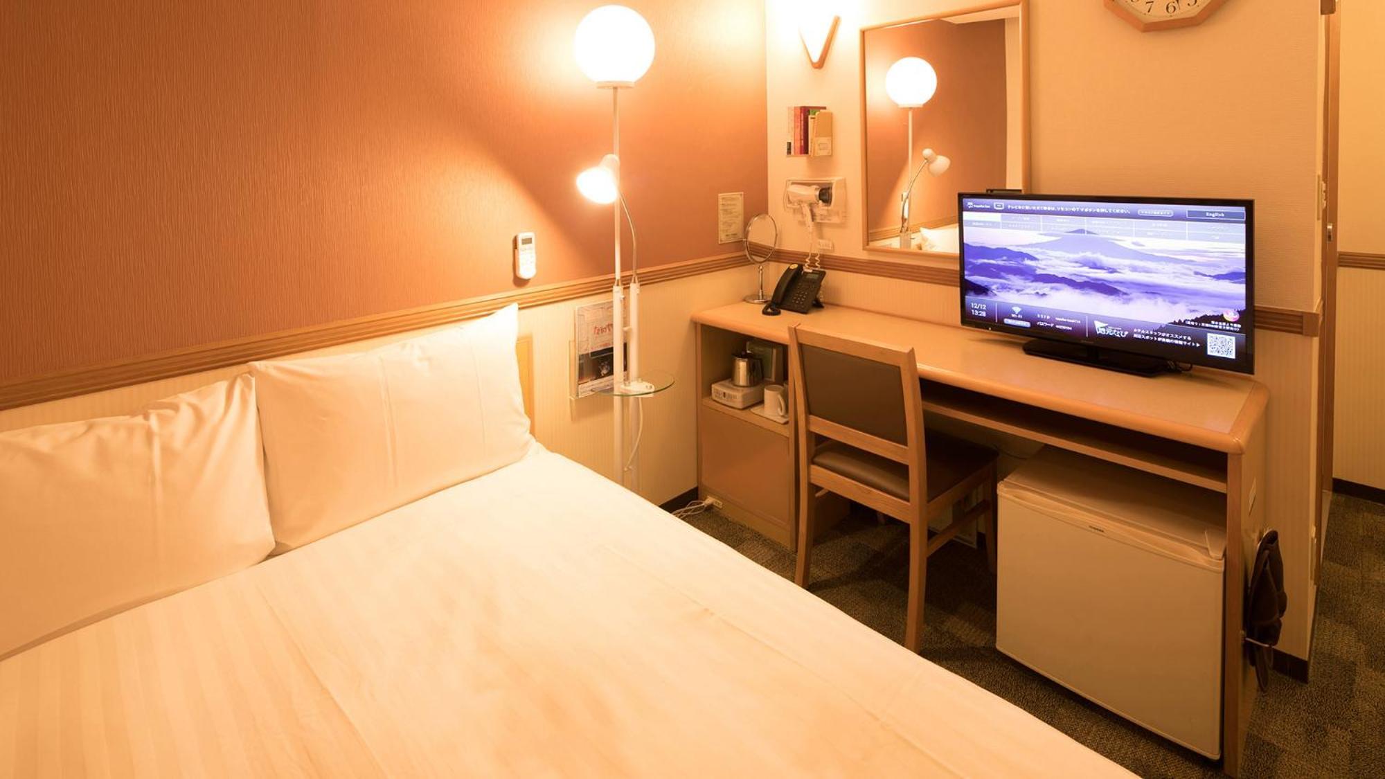 Toyoko Inn Matsuyama Ichibancho Szoba fotó