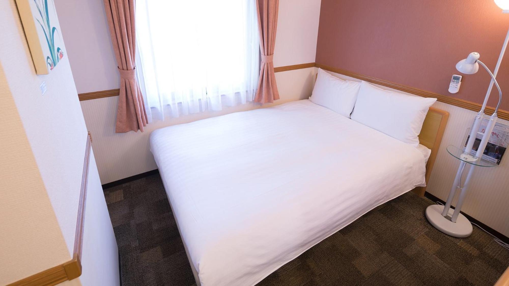 Toyoko Inn Matsuyama Ichibancho Szoba fotó
